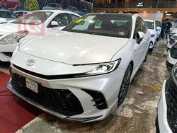 تۆیۆتا کامری